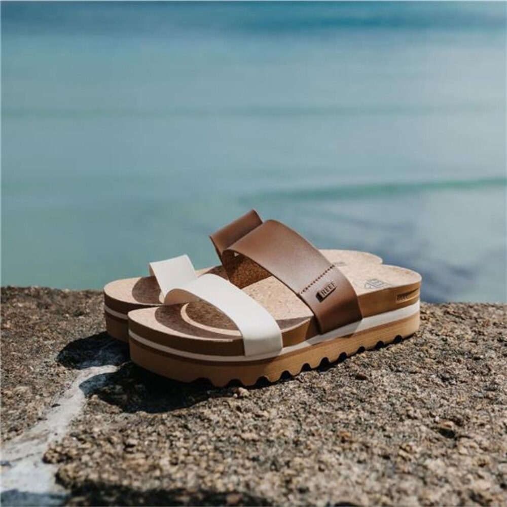 REEF Cushion Vista Hi Women's Platform Fashion Sandal, Arch Support, Ultra Soft - Picture 6 of 7